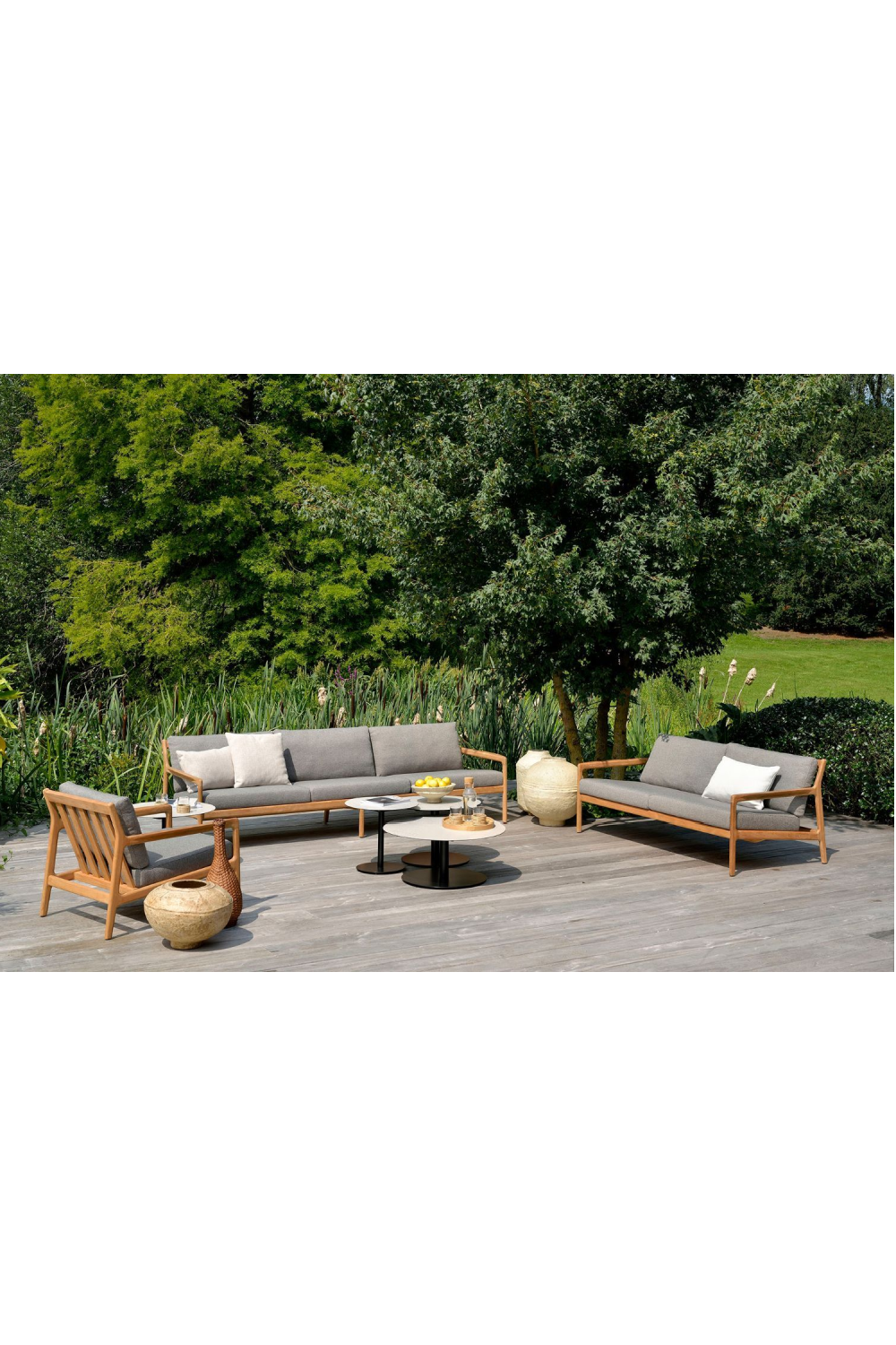 Teak Framed Outdoor Lounge Chair | Ethnicraft Jack | Oroa.com