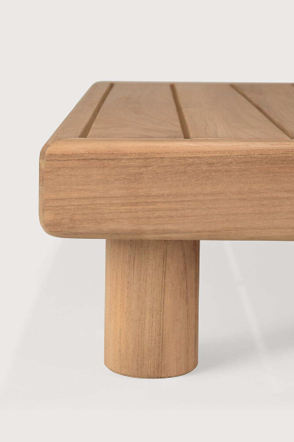 Slatted Teak Outdoor Coffee Table | Ethnicraft Monocle | Oroa.com