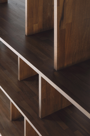 Brown Teak Shelving System | Ethnicraft Irregular | Oroa.com