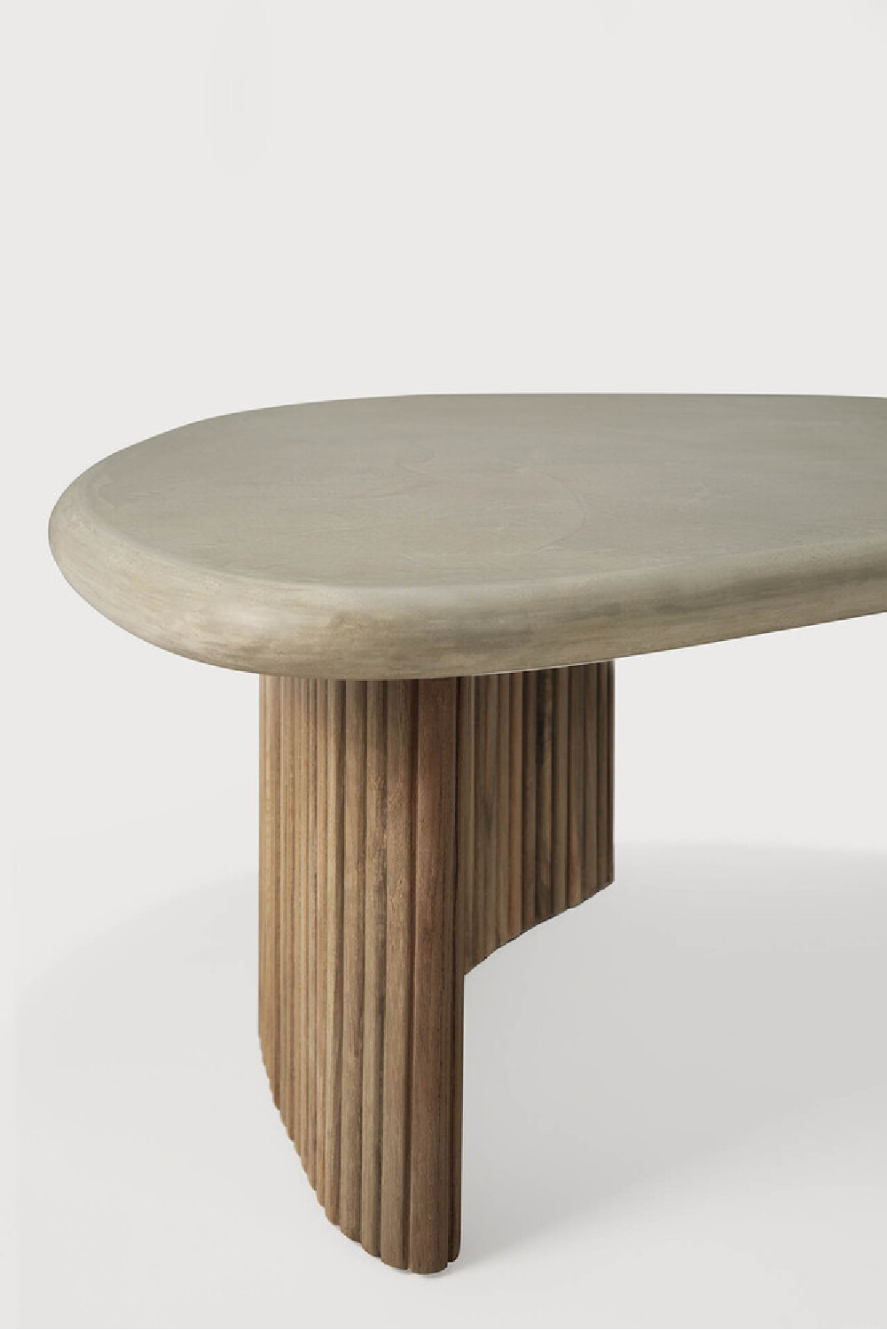 Teak Base Outdoor Coffee Table | Ethnicraft Boomerang | Oroa.com