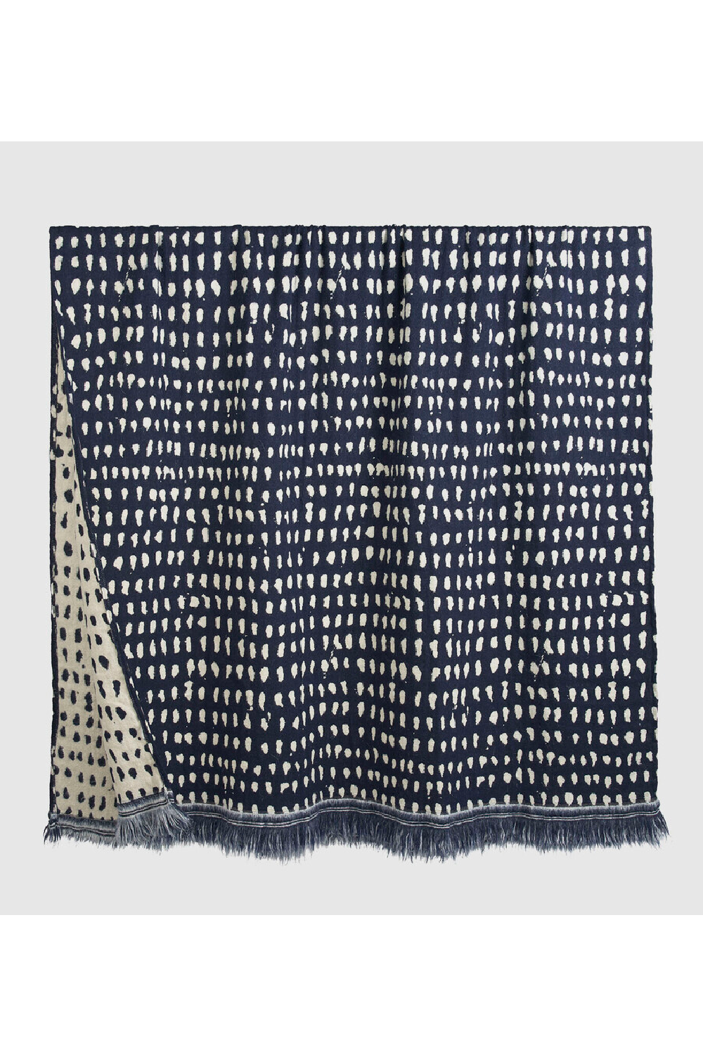 Black and white online polka dot throw blanket