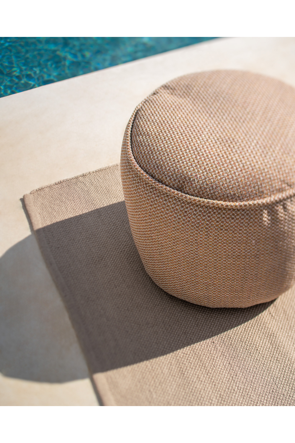 Traditional Brown Flat-Weaved Indoor/Outdoor Rug – Nomad – material finish alternate view 11
