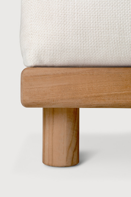 White Outdoor Chaise Lounge with Table | Ethnicraft | Oroa.com