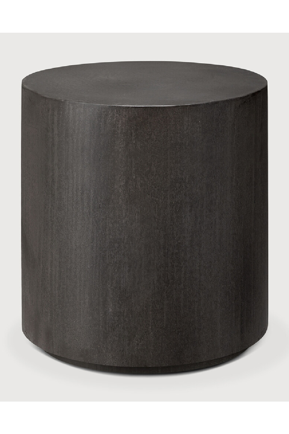 Round Concrete Outdoor Side Table | Ethnicraft Elements | Oroa.com