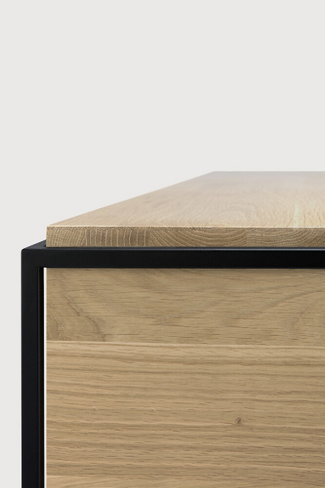 Oak Minimalistic Nightstand | Ethnicraft Monolit | OROA.com