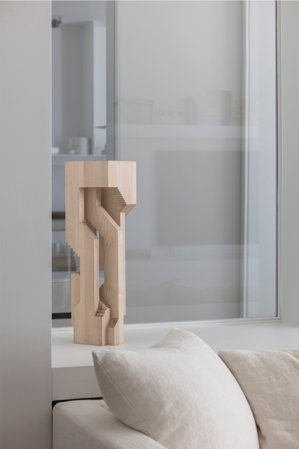 Abstract Stair Sculpture | Ethnicraft Circonvolution | Oroa.com