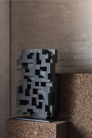 Black Teak Abstract Sculpture | Ethnicraft Stele | Oroa.com