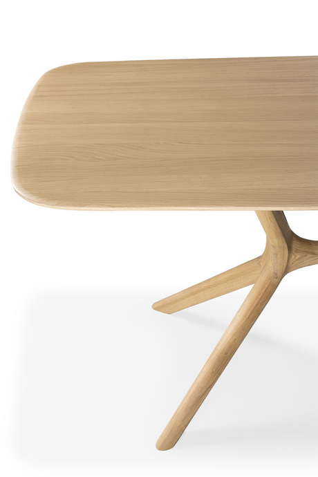 Cross Leg Oak Dining Table | Ethnicraft Oak | OROA.COM
