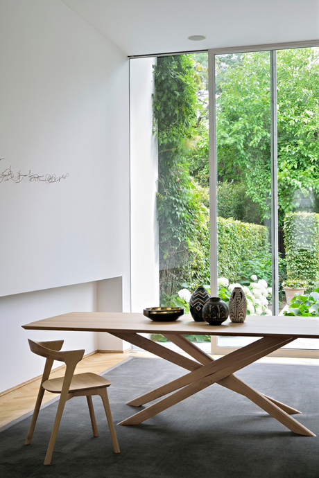 Rectangular Oak Dining Table | Ethnicraft Mikado | OROA.com