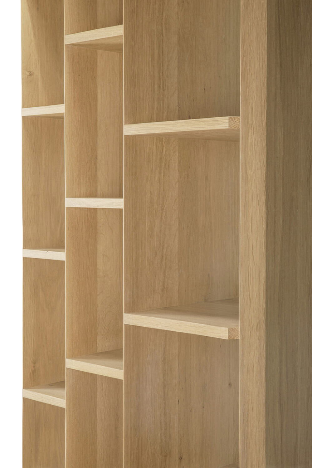 Oiled Oak Bookcase | Ethnicraft Stairs | Oroa.com