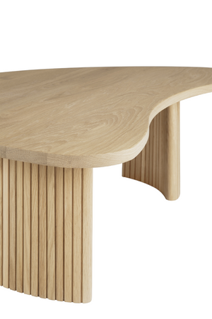 Oak Pebble-Shaped Coffee Table | Ethnicraft Boomerang | Oroa.com