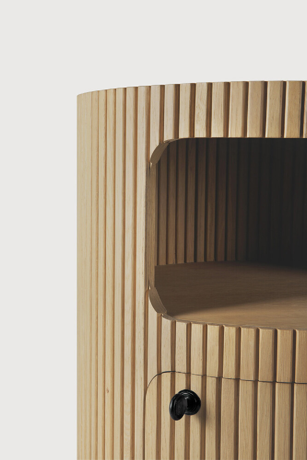 Pebble Top Curved Legs Desk | Ethnicraft Boomerang | Oroa.com