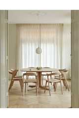 Central-Footed Oak Dining Table | Ethnicraft Corto | Oroa.com