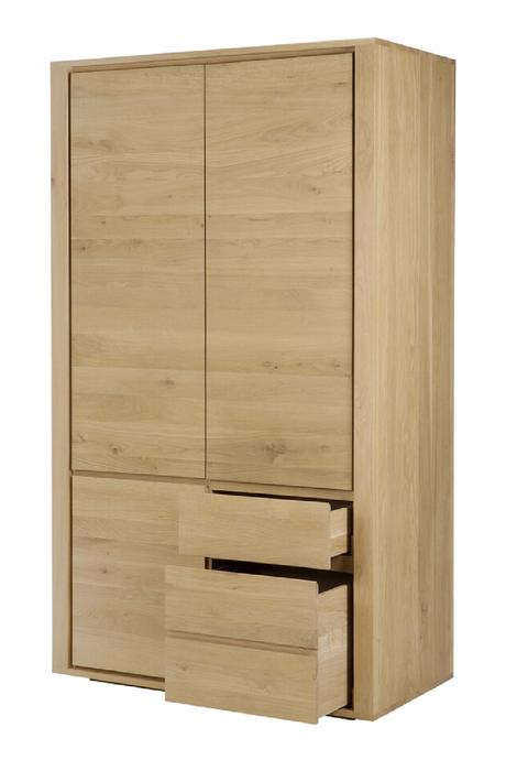 3-Door Oak Wood Wardrobe Cabinet | Ethnicraft Shadow | OROA.COM