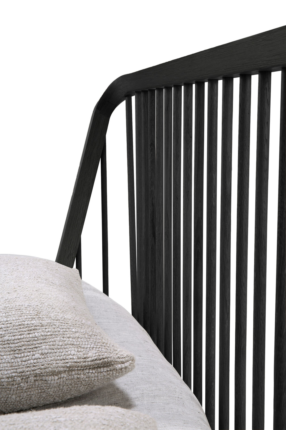 Black Solid Oak Bed | Ethnicraft Spindle | Oroa.com