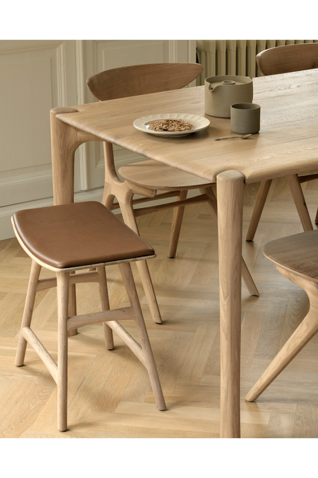Natural Oak Modern Dining Table – PI – oak finish alternate view 31