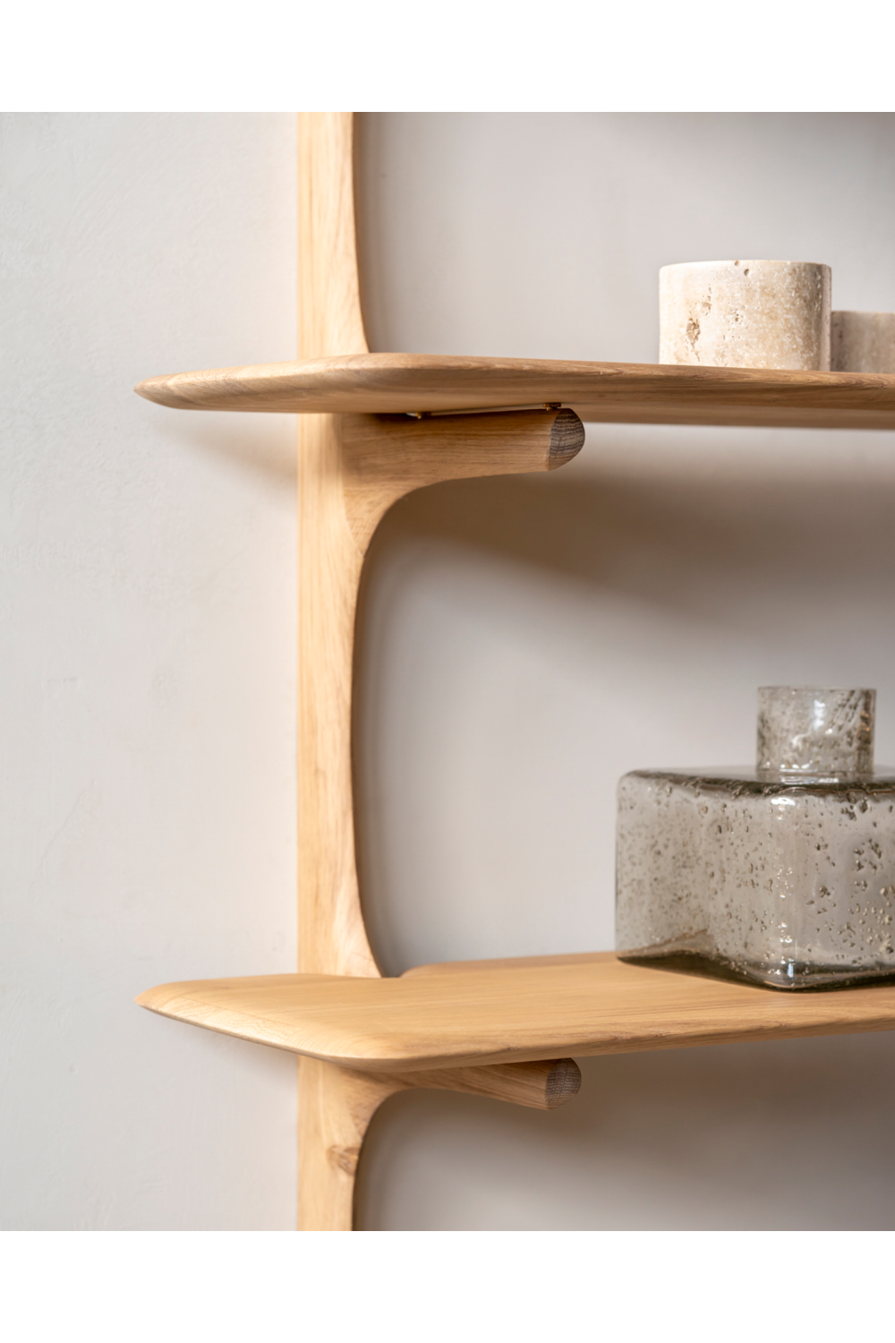 Curved Wood Wall Shelf | Ethnicraft PI | OROA.com