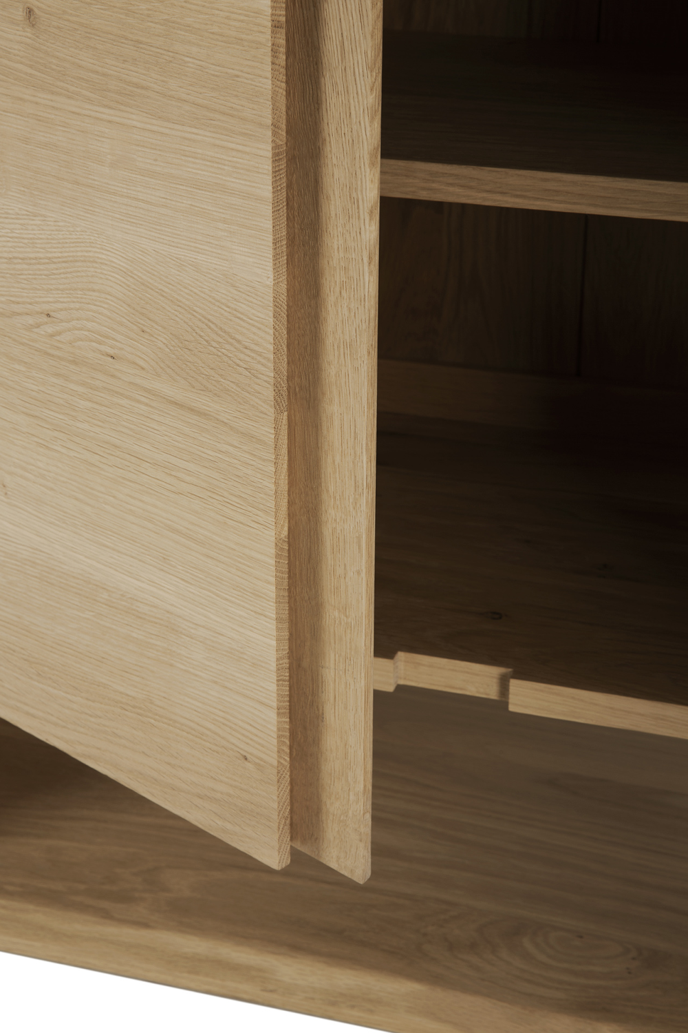 Solid Oak Minimalist Sideboard | Ethnicraft Nordic | OROA