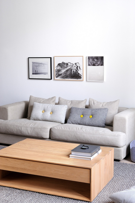 Oak 1-Drawer Coffee Table | Ethnicraft Nordic | Oroa.com