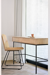 Varnished Oak 2-Drawer Desk | Ethnicraft Whitebird | Oroa.com