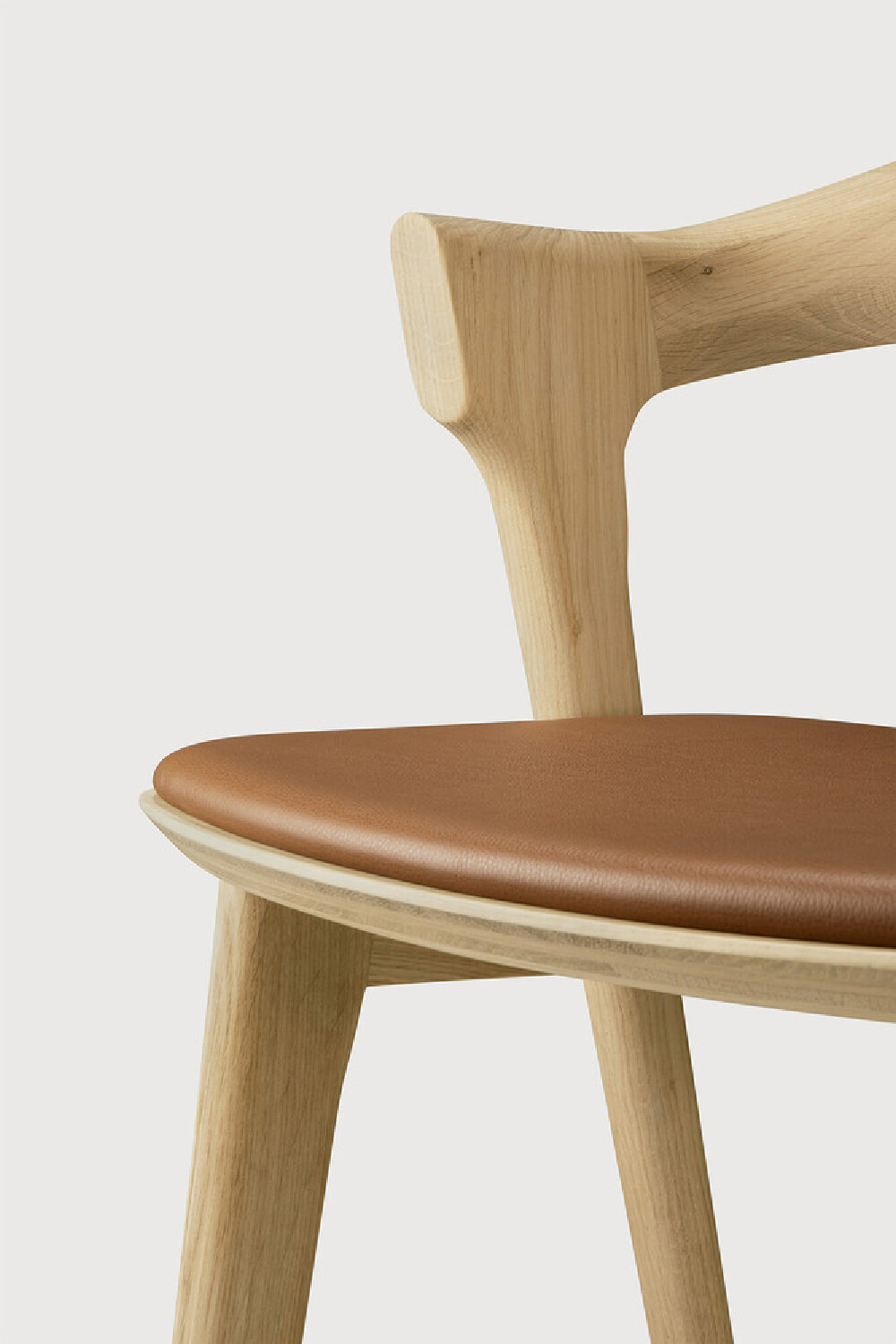 Curved Oak Bar Stool | Ethnicraft Bok | Oroa.com