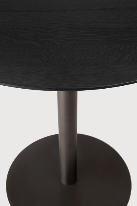 Round Pedestal Dining Table | Ethnicraft Blend | Oroa.com