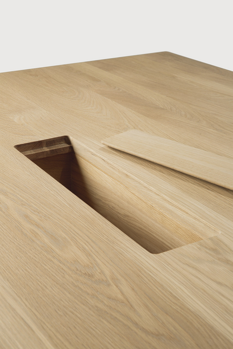 Natural Oak Meeting Table | Ethnicraft Geometric | Oroa.com