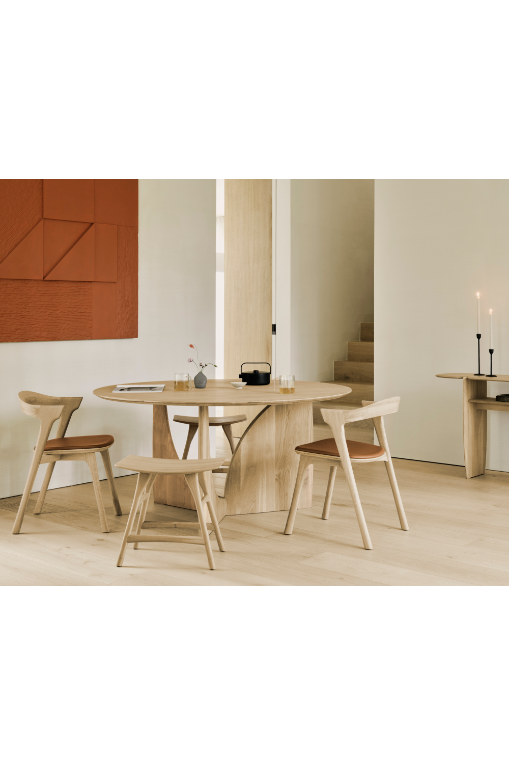 Round Dining Table | Ethnicraft Geometric | Oroa.com