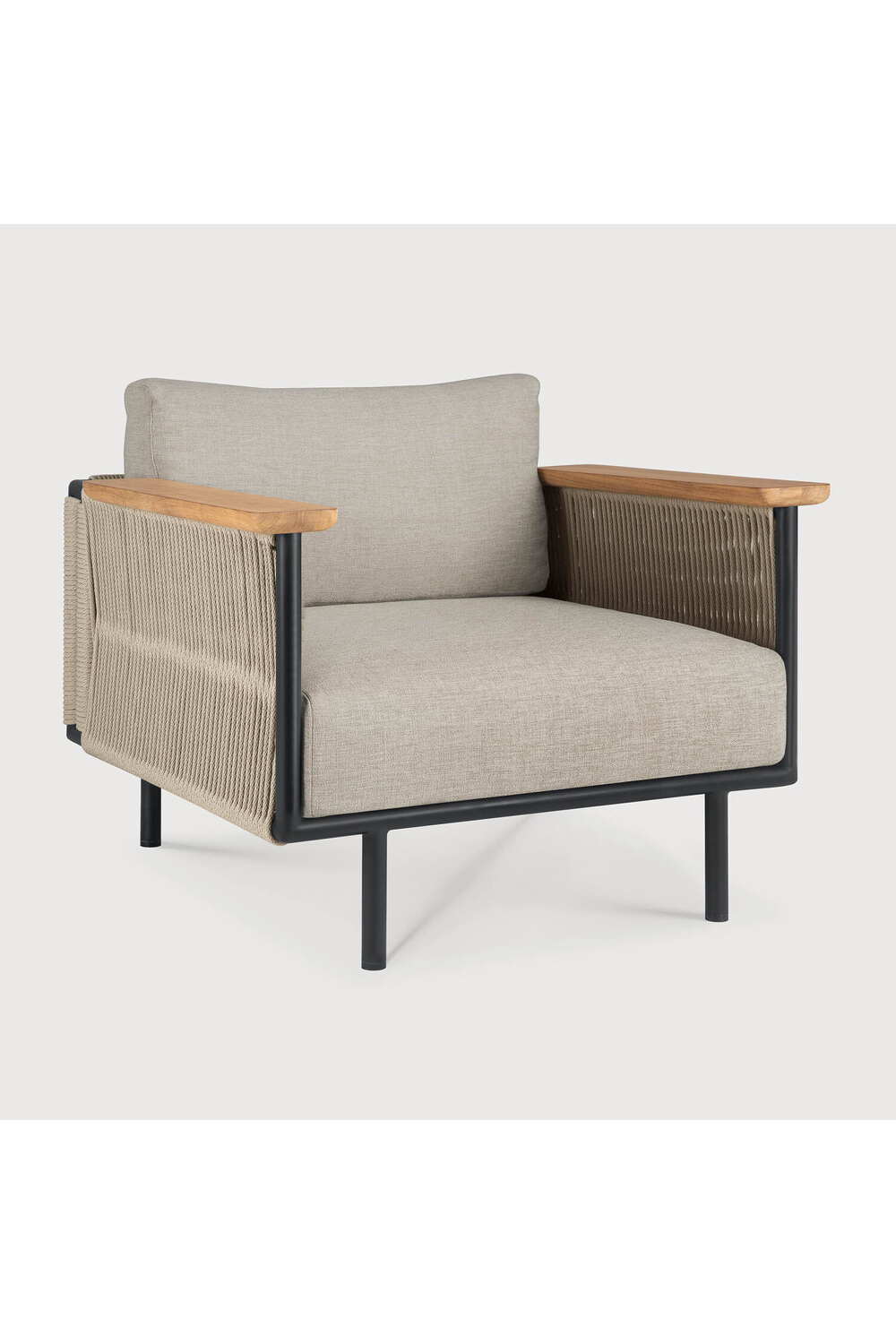 Woven Cord Outdoor Lounge Chair | Ethnicraft Corbey | Oroa.com