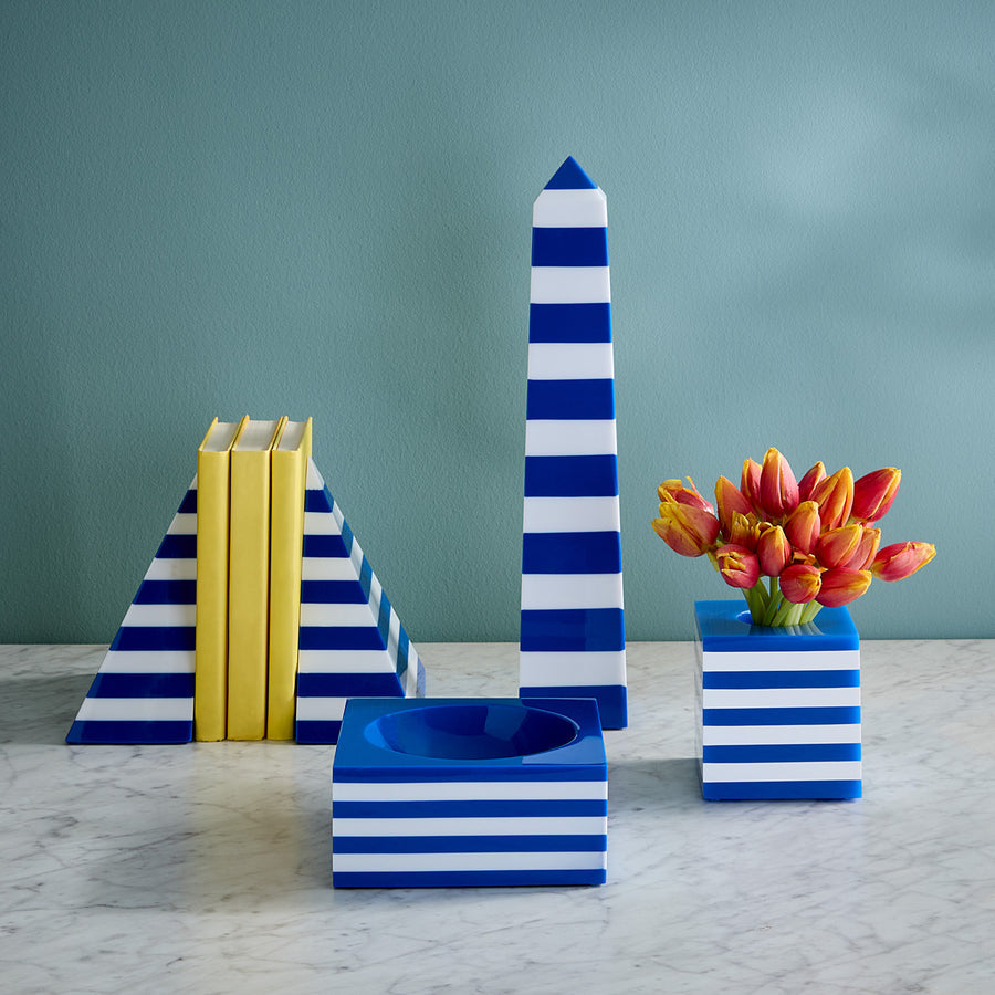 Blue & White Obelisk | Jonathan Adler Cabana | Oroa.com