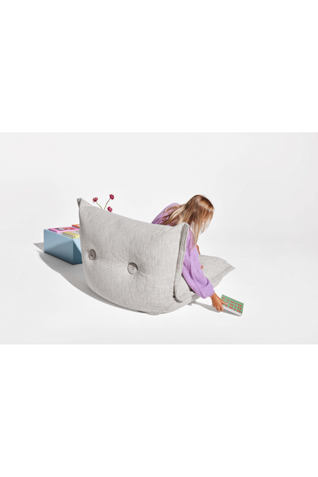 Back-Buttoned Modern Easy Chair | Fatboy The BonBaron Mingle | OROA.com