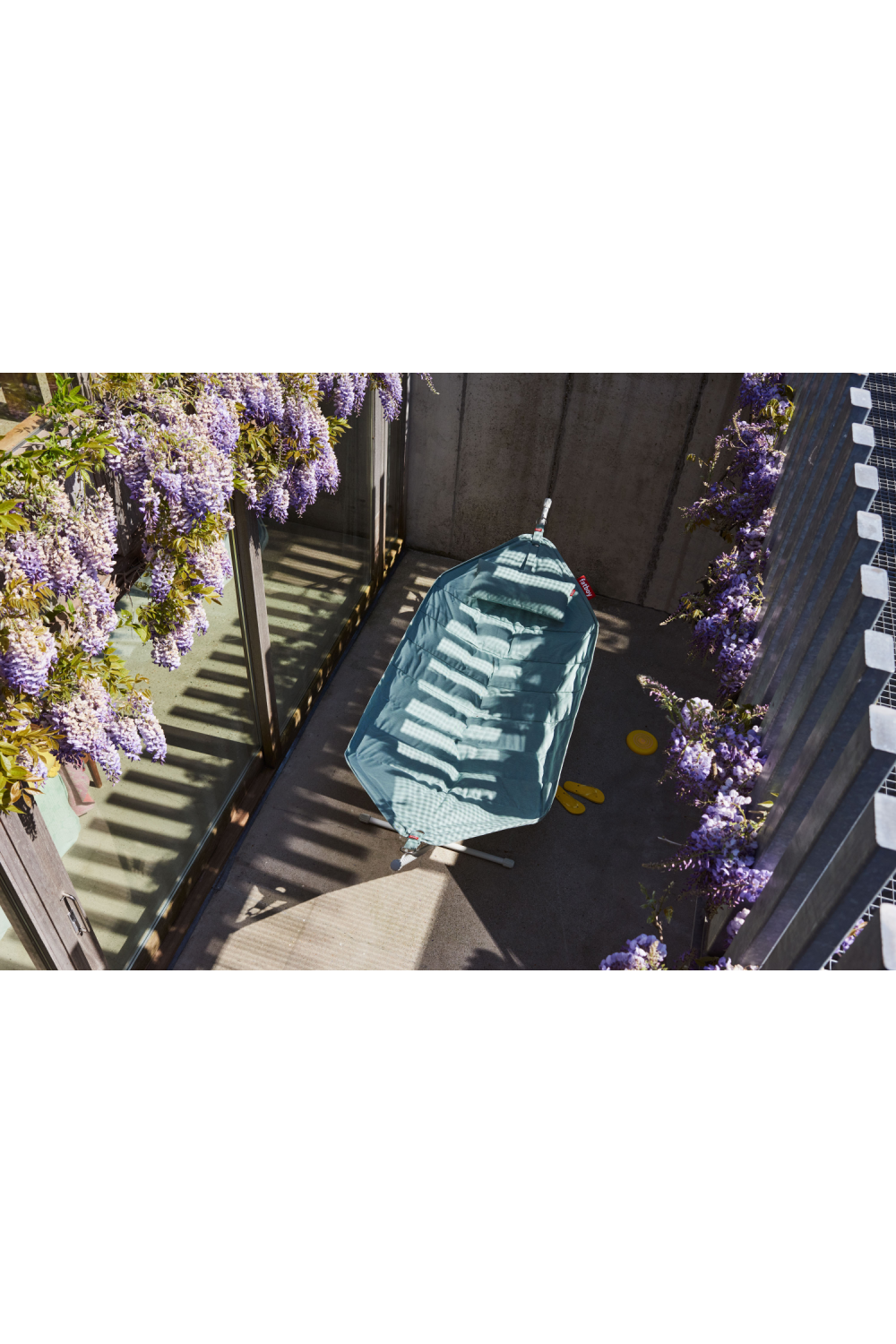 Gray Rack Modern Hammock | Fatboy Headdemock Superb | OROA.com