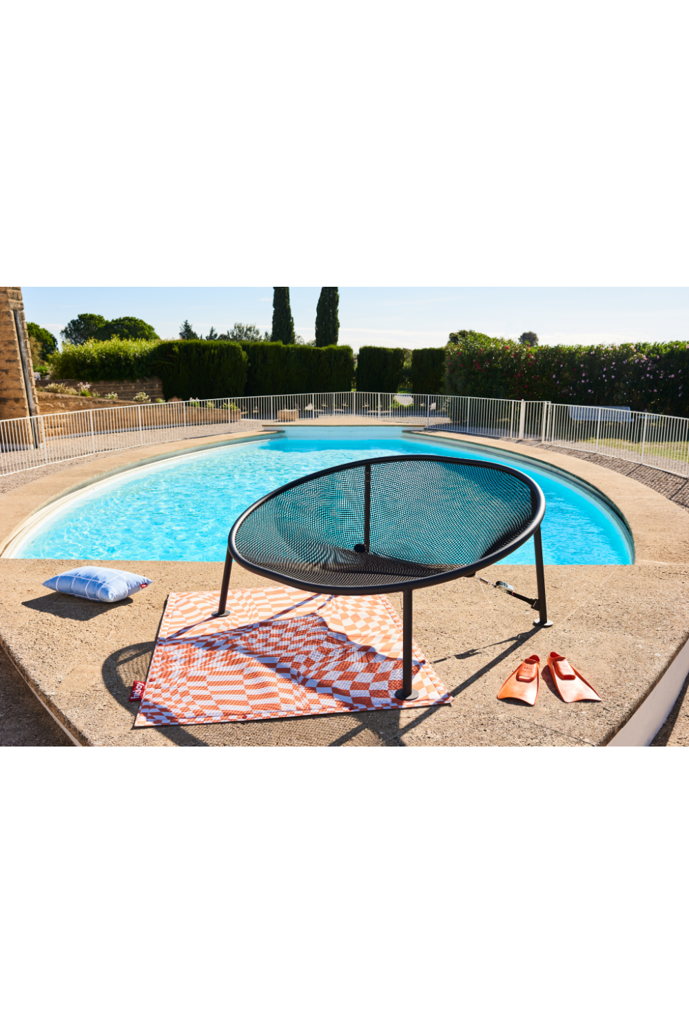 Knitted Net Lounger | Fatboy® Netorious | OROA.com