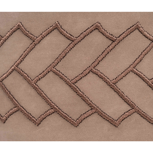 Round Embroidered Leather Box | Pinetti Lily | OROA.com