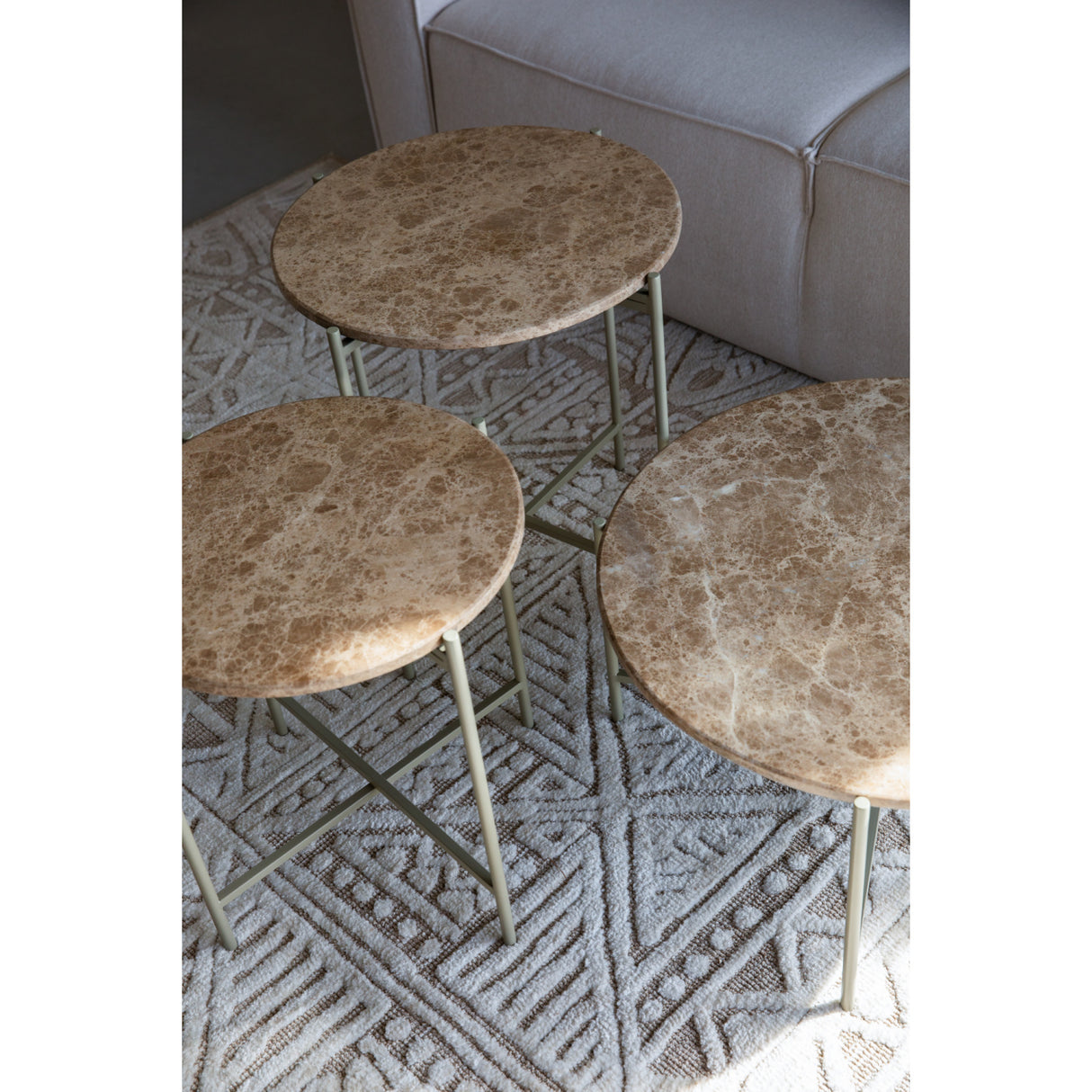   Round Beige Marble Side Table | Oroa.com