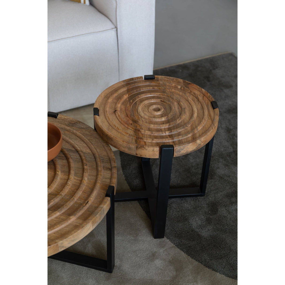   Modern European furniture - Round Wooden Fluted Side Table - www.oroa.com | Oroa.com
