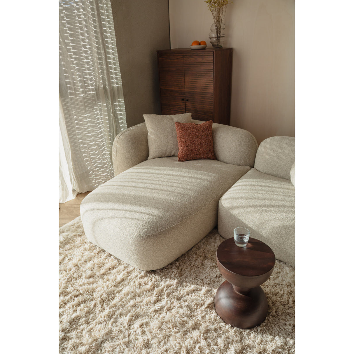   Beige Sofa with Chaise Lounge | Oroa.com
