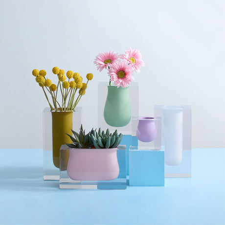 Acrylic Cube Vase | Jonathan Adler Bel Air Gorge | Oroa.com