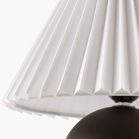 Modern European furniture - Pleated Linen Ceramic Table Lamp - www.oroa.com
