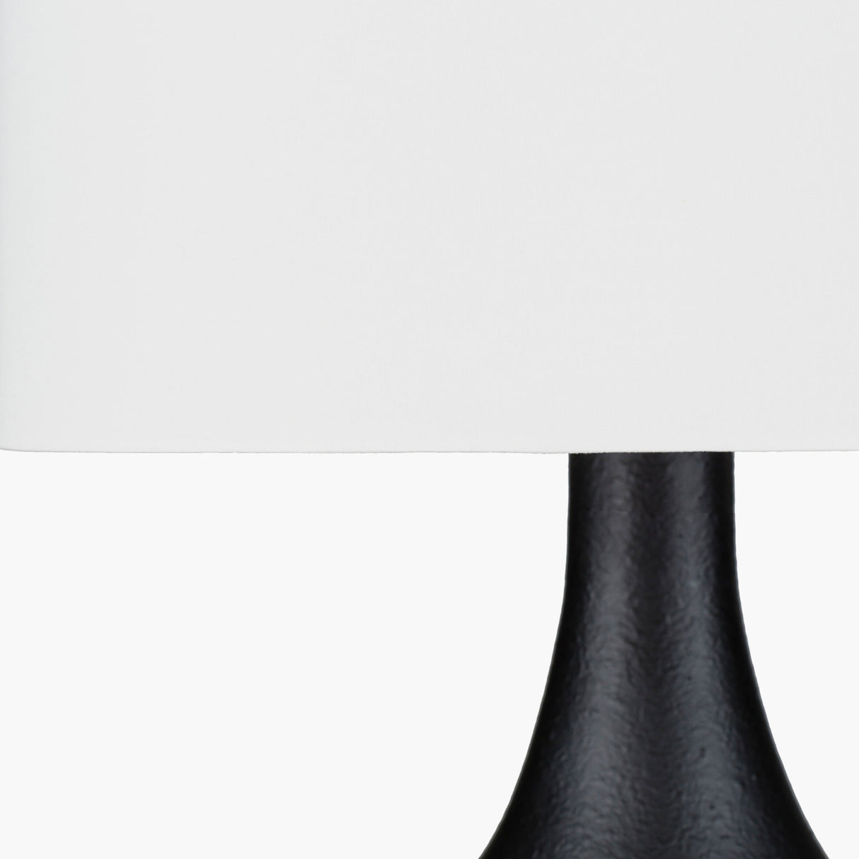   White Drum Shade Table Lamp | Oroa.com