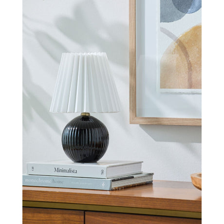 Modern European furniture - Pleated Linen Ceramic Table Lamp - www.oroa.com