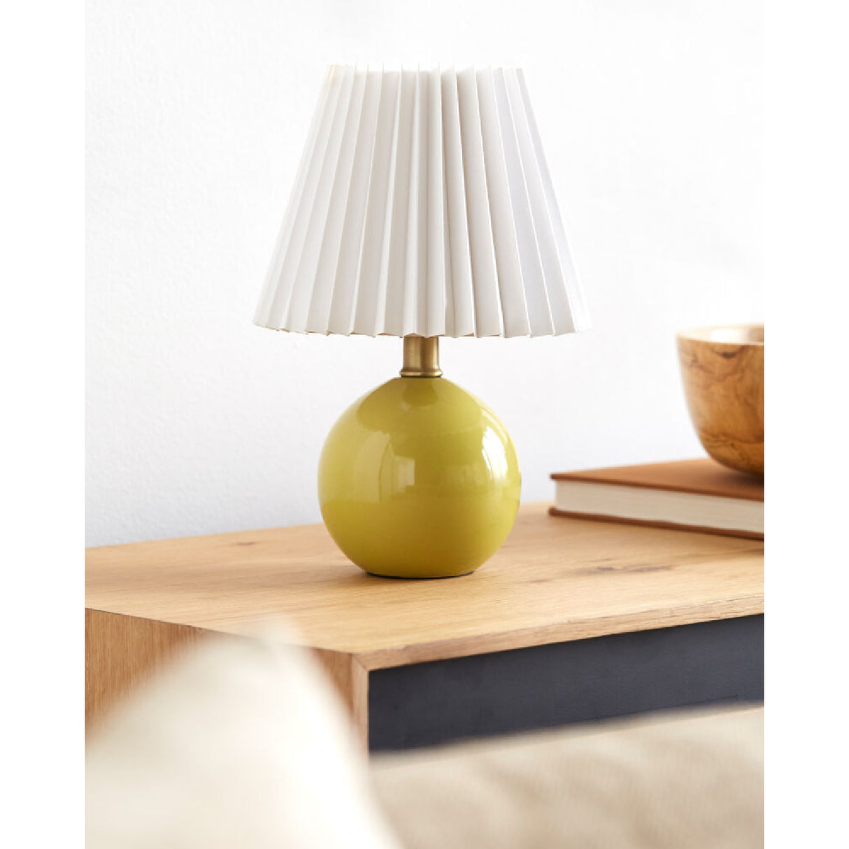   Ceramic Sphere Table Lamp | Oroa.com