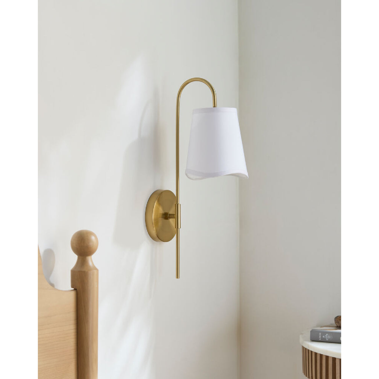   Wavy White Linen Wall Lamp | Oroa.com