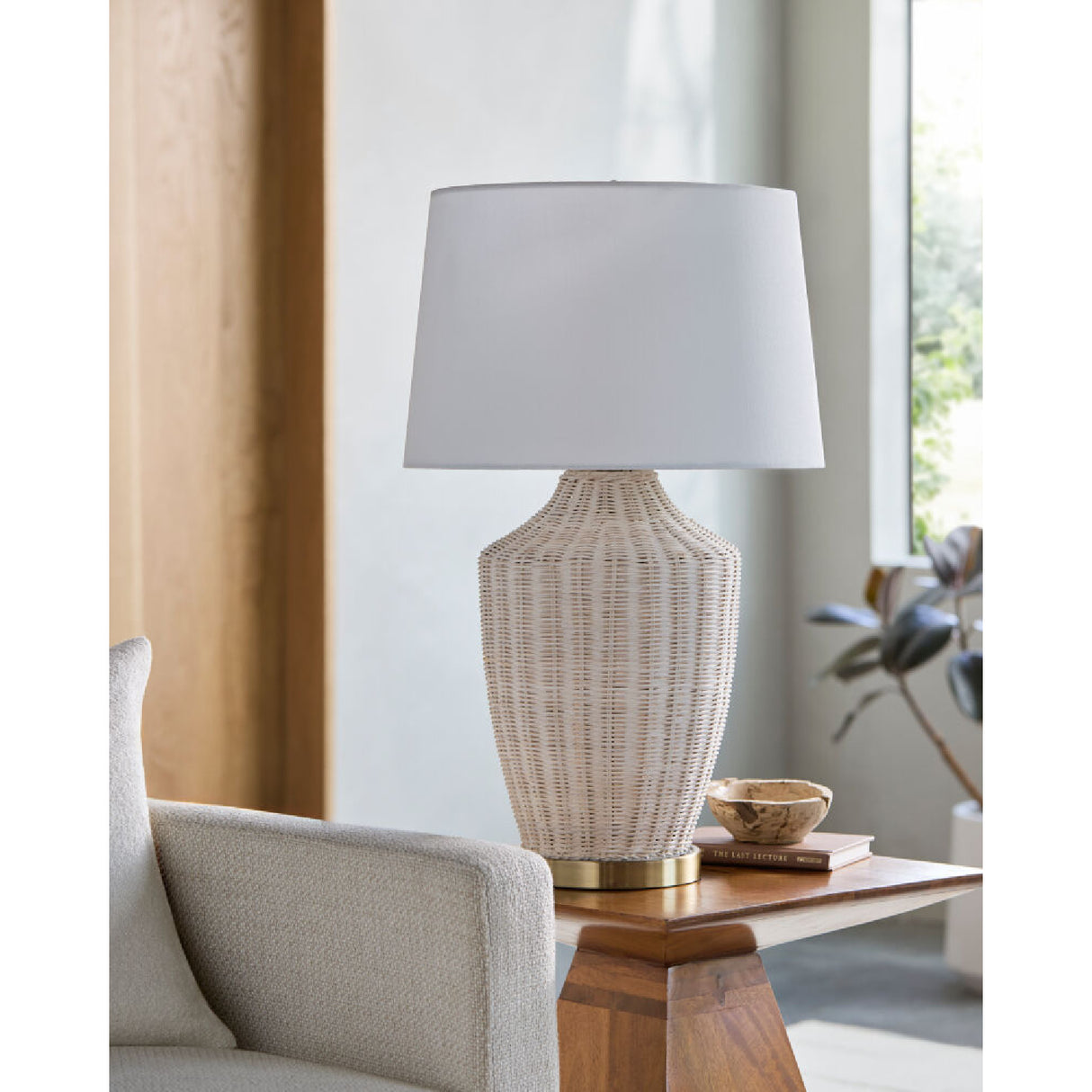   Modern European furniture - White Rattan Accent Table Lamp - www.oroa.com | Oroa.com