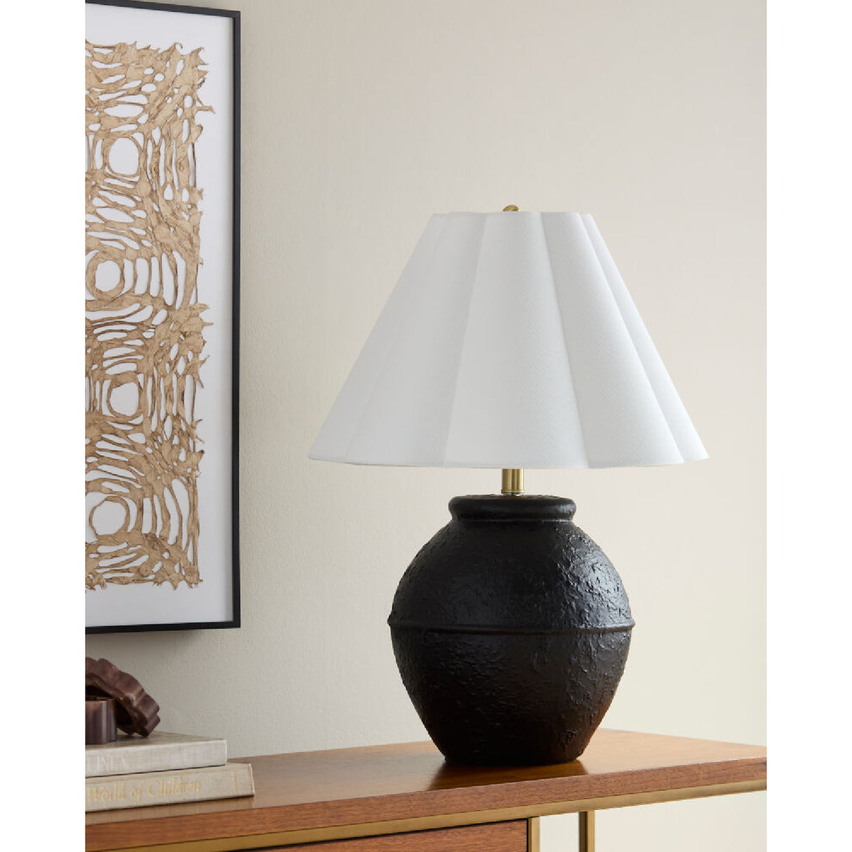   Scallop Folded Linen Table Lamp | Oroa.com