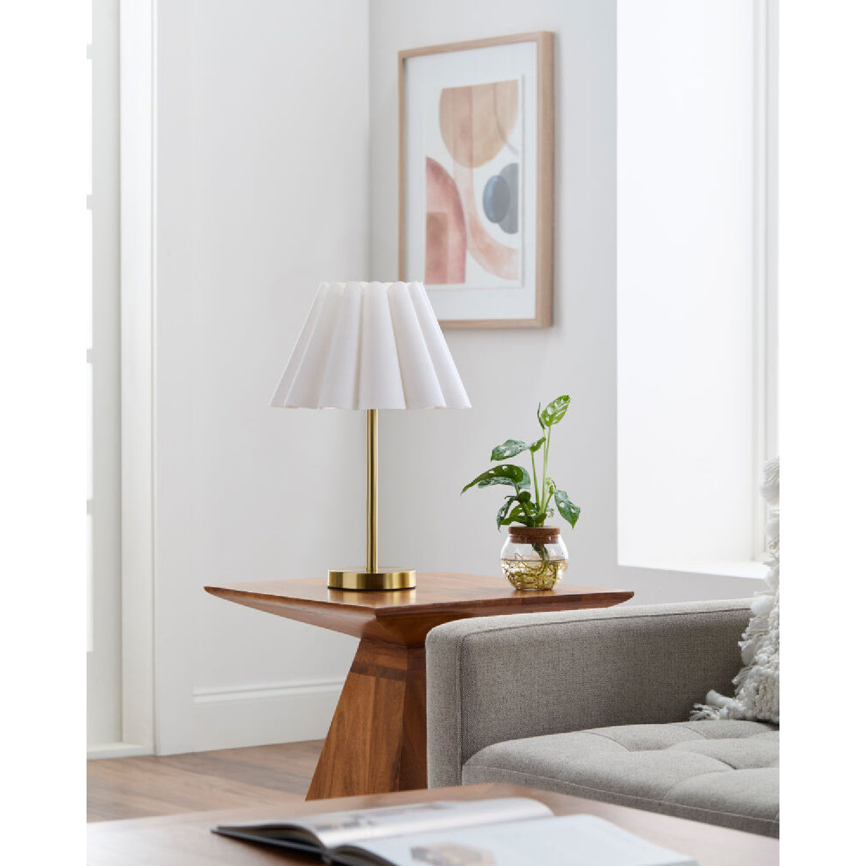   Iron Base Linen Table Lamp | Oroa.com