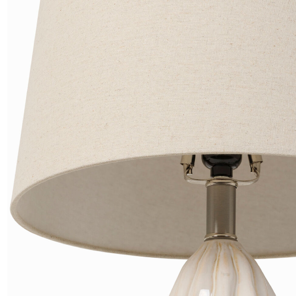   Modern European furniture - Wavy White Ceramic Table Lamp - www.oroa.com | Oroa.com