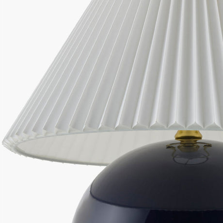 Modern European furniture - Pleated White Fabric Table Lamp - www.oroa.com