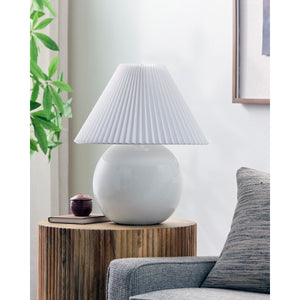   Pleated White Fabric Table Lamp | Oroa.com