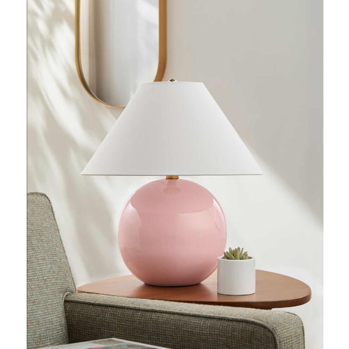   White Empire Fabric Table Lamp | Oroa.com